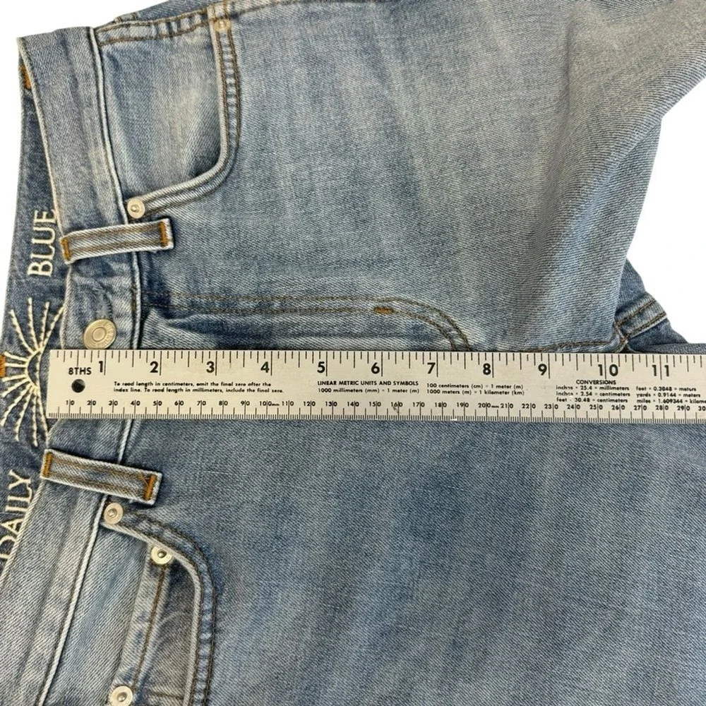 NWT Daily Blue Burn‎ in Typhoon High Rise Straight Leg Jeans Size 27 Made in USA